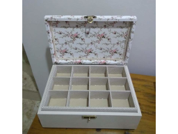 Caixa Media Estampa Branca, Circ Dourado, Fecho